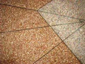 Мозаичные бетонные полы из мраморной крошки: правила монтажа